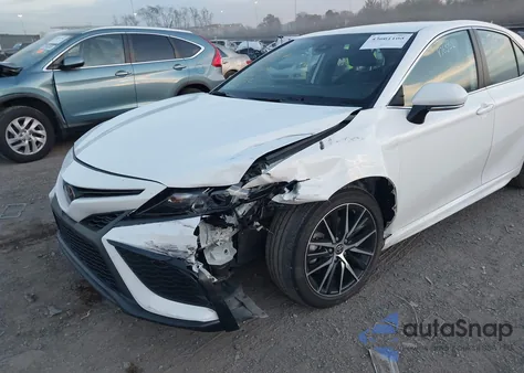 2024 Toyota Camry Se z USA, uszkodzony, nr VIN 4T1G11AK7RU876552